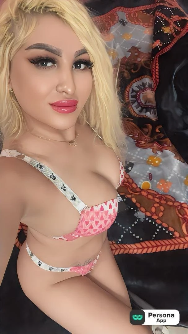 Rishika Roy – escort in Kolkata — 2 / 5
