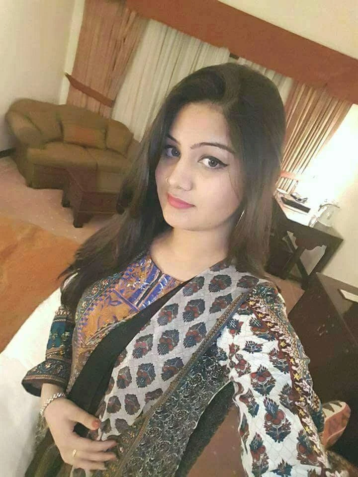 Anabia – Pakistani escort in Karāchi — 6 / 11