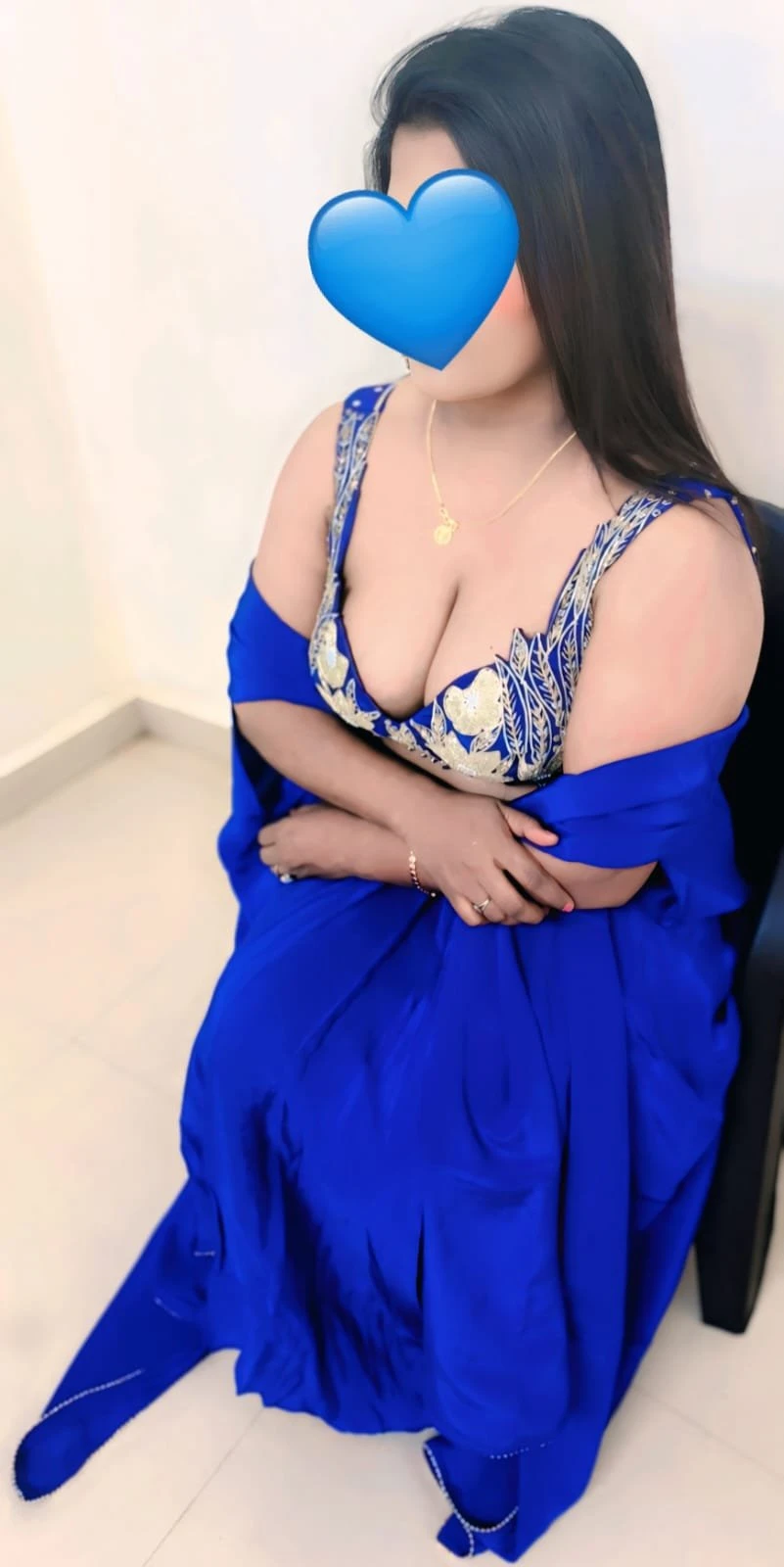 real meet and cam – Indian escort in Mumbai — 5 / 19