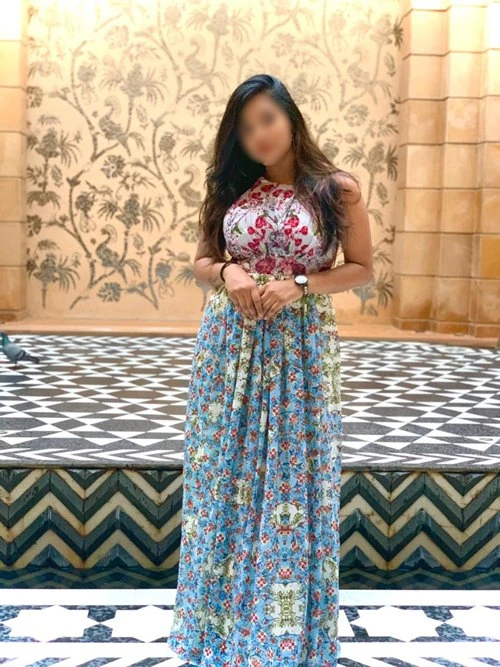 India by Night – Indian escort in Mumbai — 3 / 14