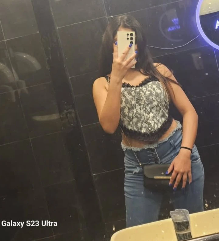 Kriti – Indian escort in Chennai — 4 / 7