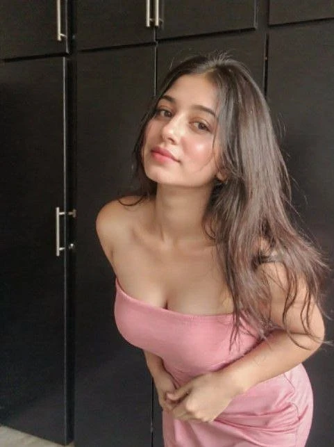 AALYA ESCORT – Indian escort in Kochi — 2 / 4
