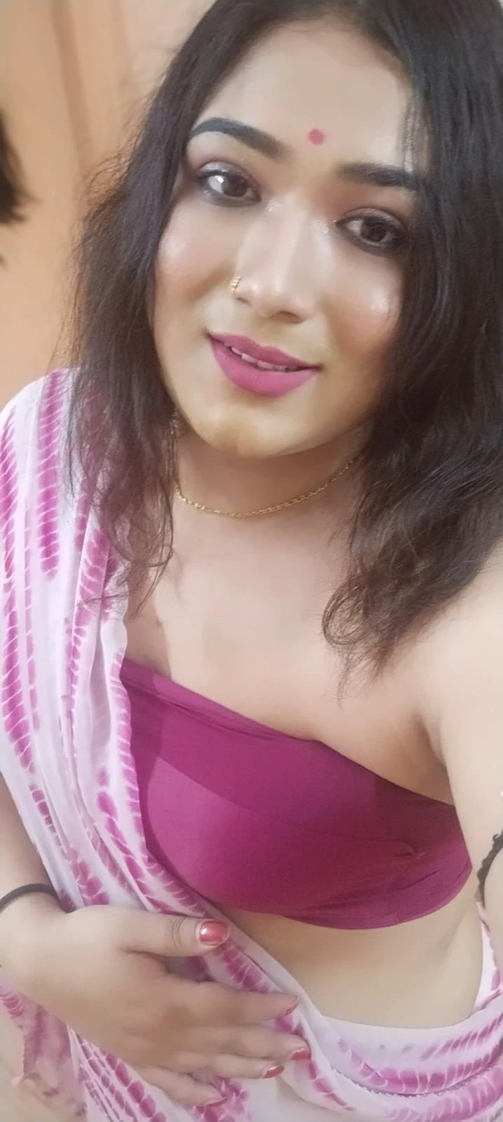 Maya Darling – Indian escort in Kolkata — 1 / 3