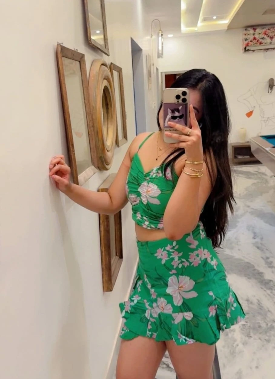 Jasmine – Indian escort in New Delhi — 2 / 4