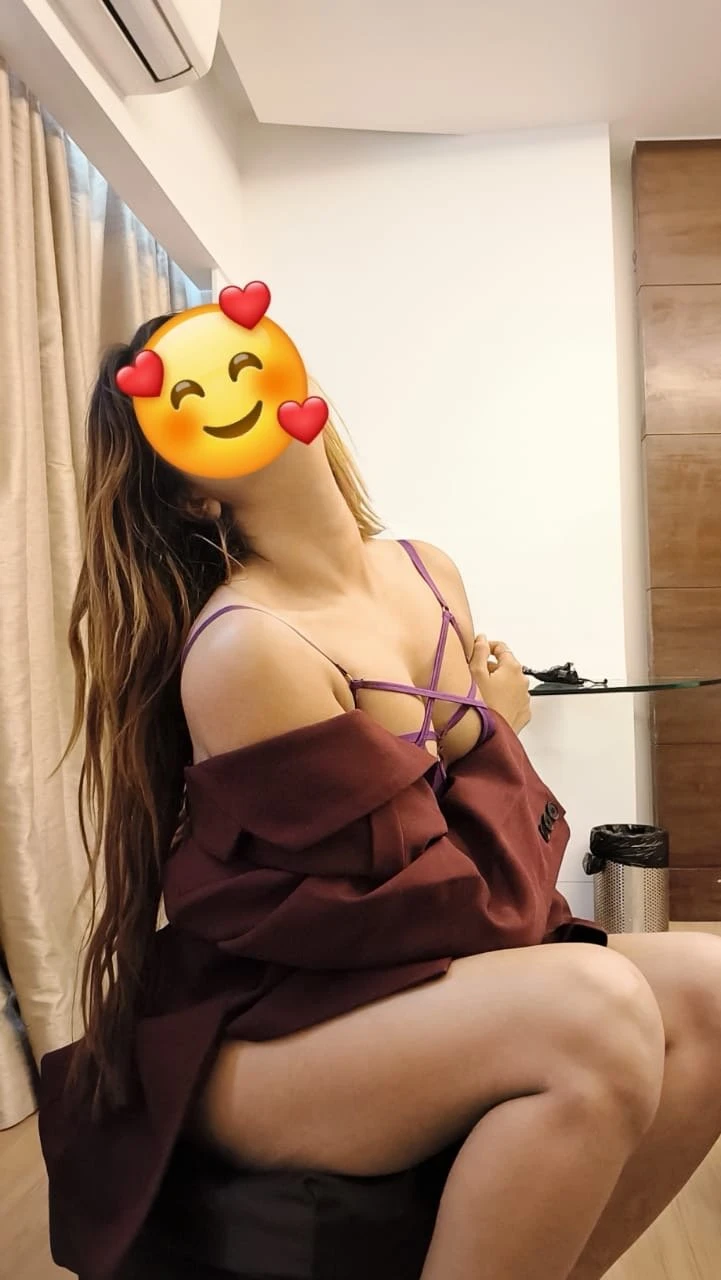 Aarvi – Indian escort in Pune — 17 / 26