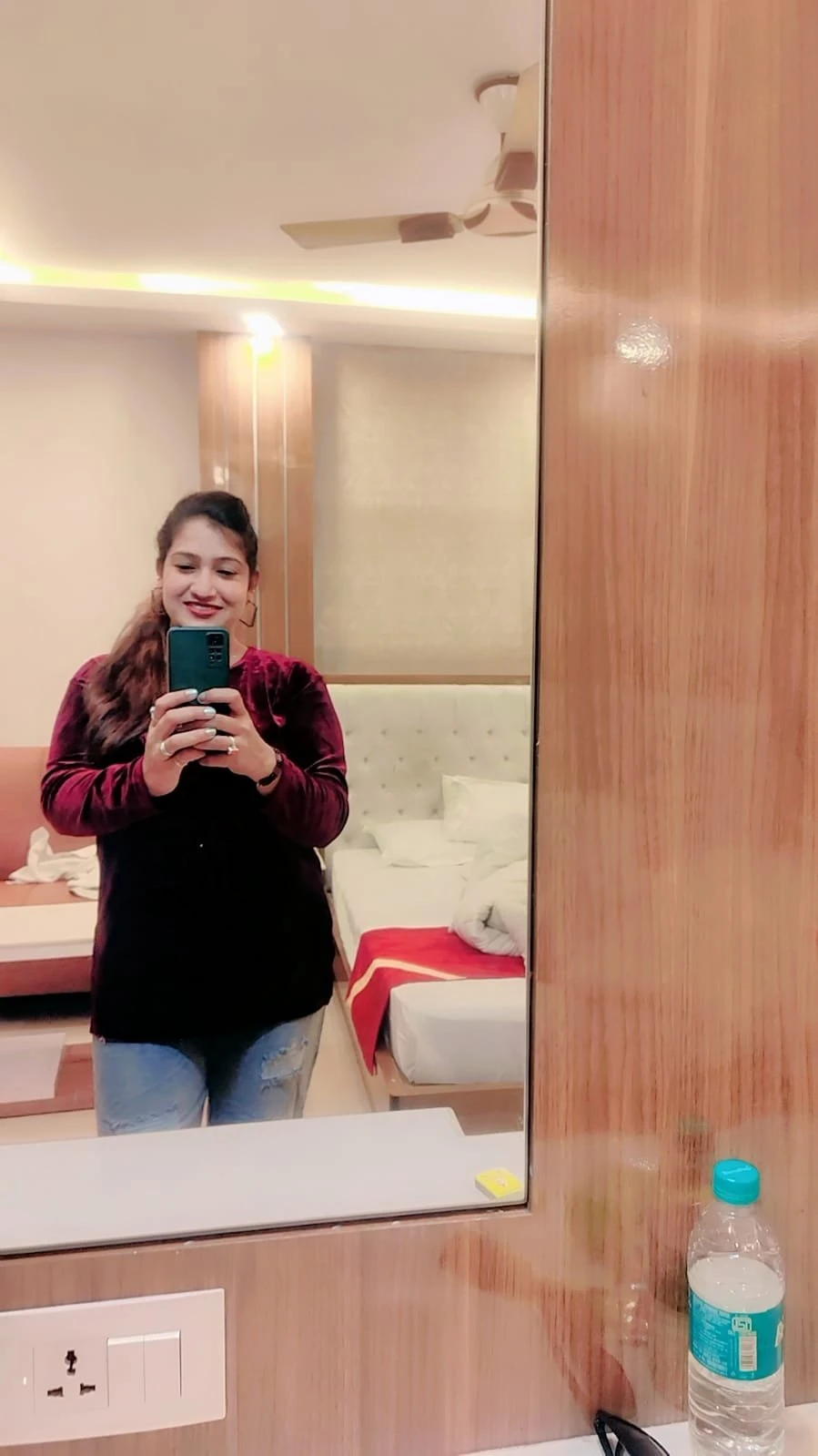 Neha Independent Escort Service – Indian escort in Kolkata — 15 / 24