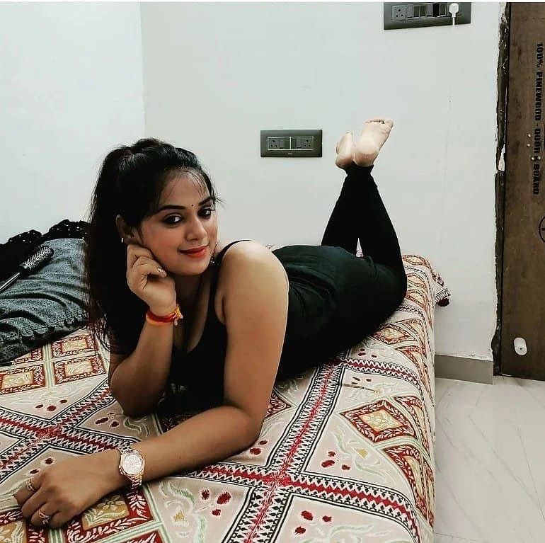 Nikita Sharma – escort in Pune — 11 / 14