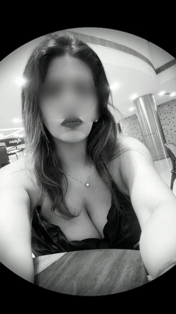 Sanaya Hyderabad – Indian escort in Hyderabad — 1 / 16