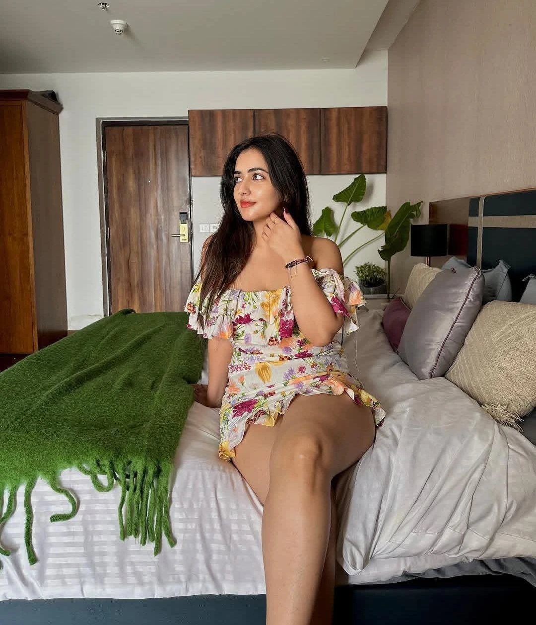 Aalya – Indian escort in Pondicherry — 3 / 4