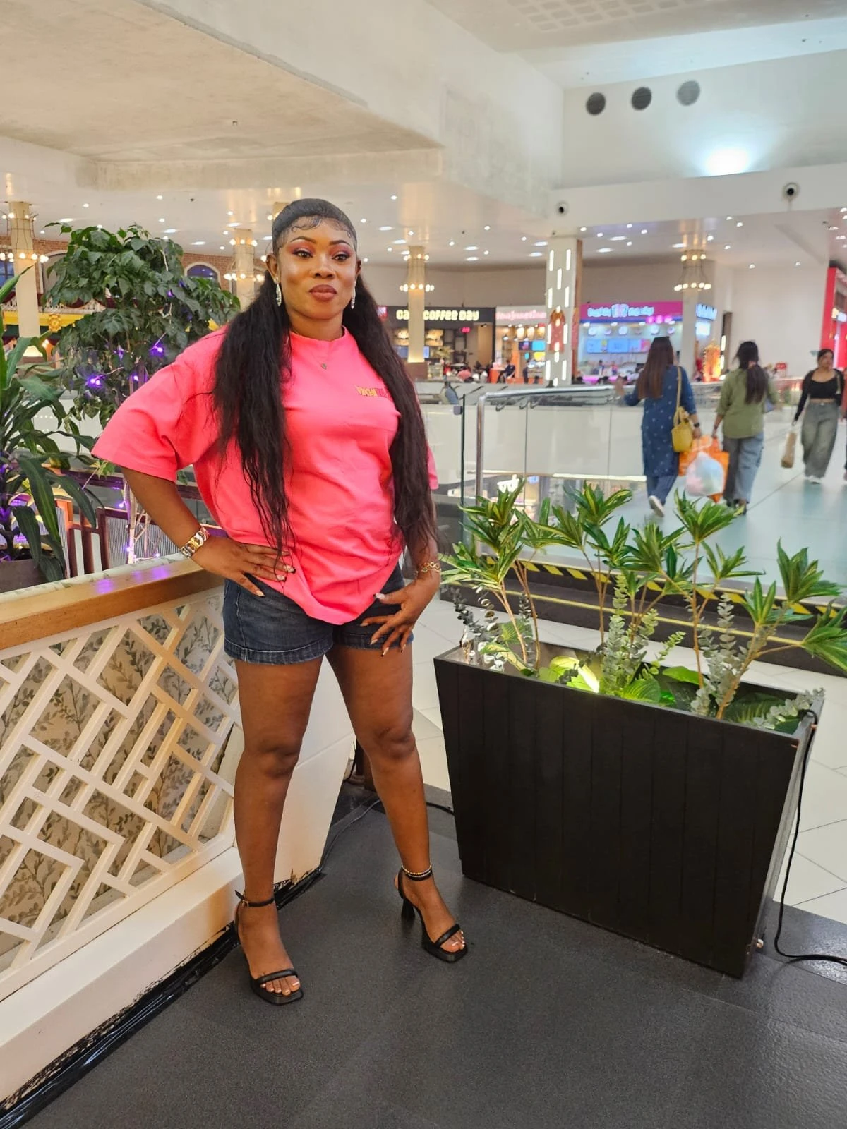 Kiki From New Town – South African escort in Kolkata — 2 / 3