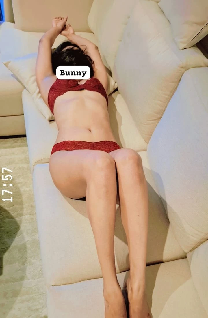 Bunny – Sri Lankan escort in Colombo — 6 / 17