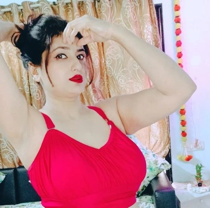 Soniya Sharma – Indian escort in Ludhiana — 4 / 6