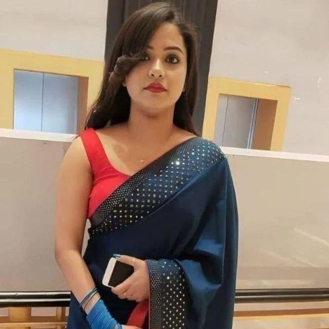 Shivani Mannat – Indian escort in Mumbai — 5 / 7