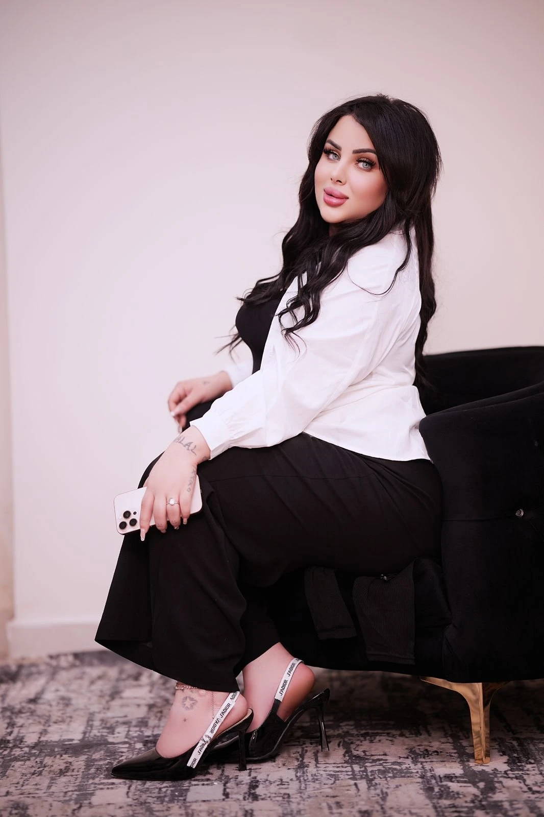 فرولاه – Lebanese escort in Erbil — 2 / 11
