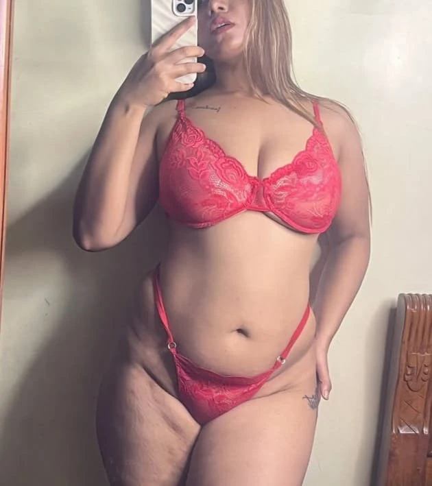 Simran – escort in Kochi — 6 / 7