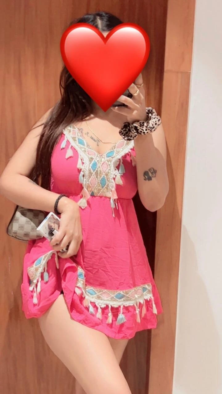 Nisha – Indian escort in Noida — 4 / 8