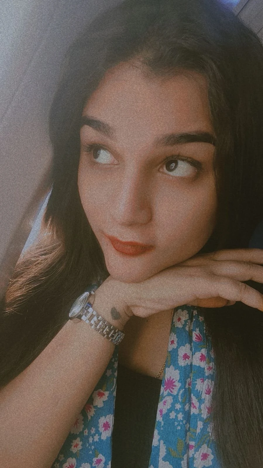 Kavya – Indian escort in Hyderabad — 4 / 8