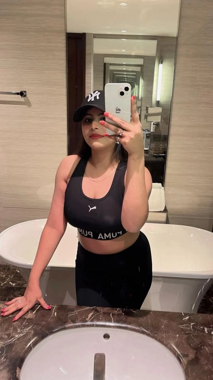 Thresome Escorts – Indian escort in Lucknow — 4 / 8