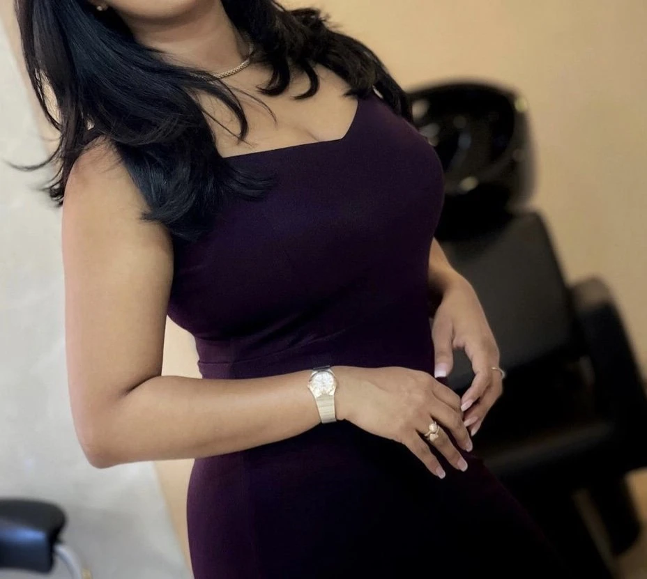 Dinidonie – escort in Colombo — 2 / 4