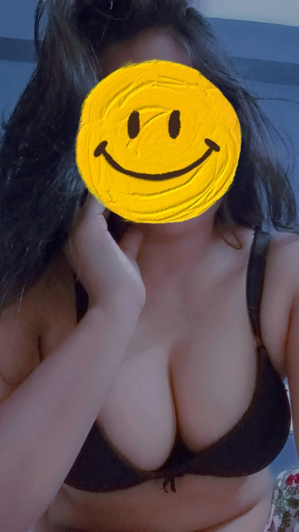 Sexy Anaya – escort in Hyderabad — 3 / 6