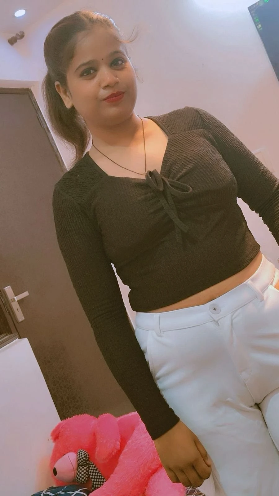 Jessica – Indian escort in Hyderabad — 2 / 5