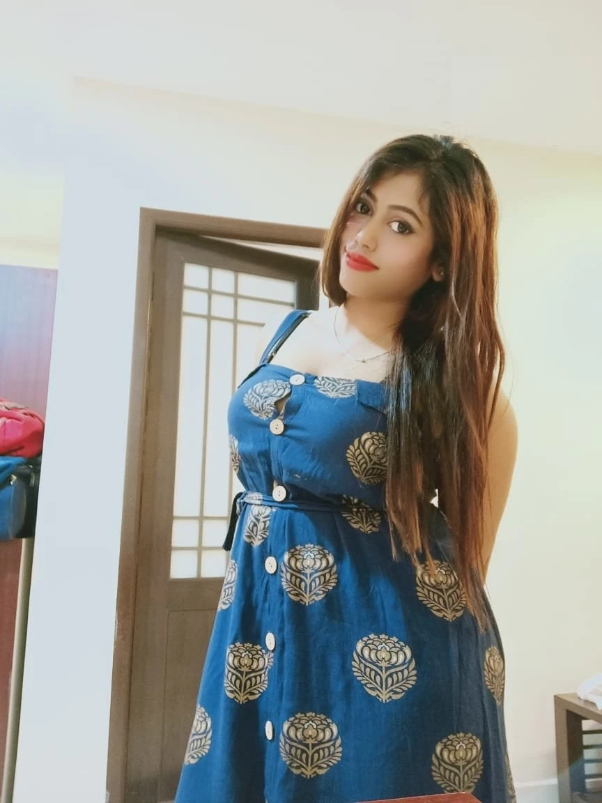 Tanisha – Indian escort in New Delhi — 3 / 5