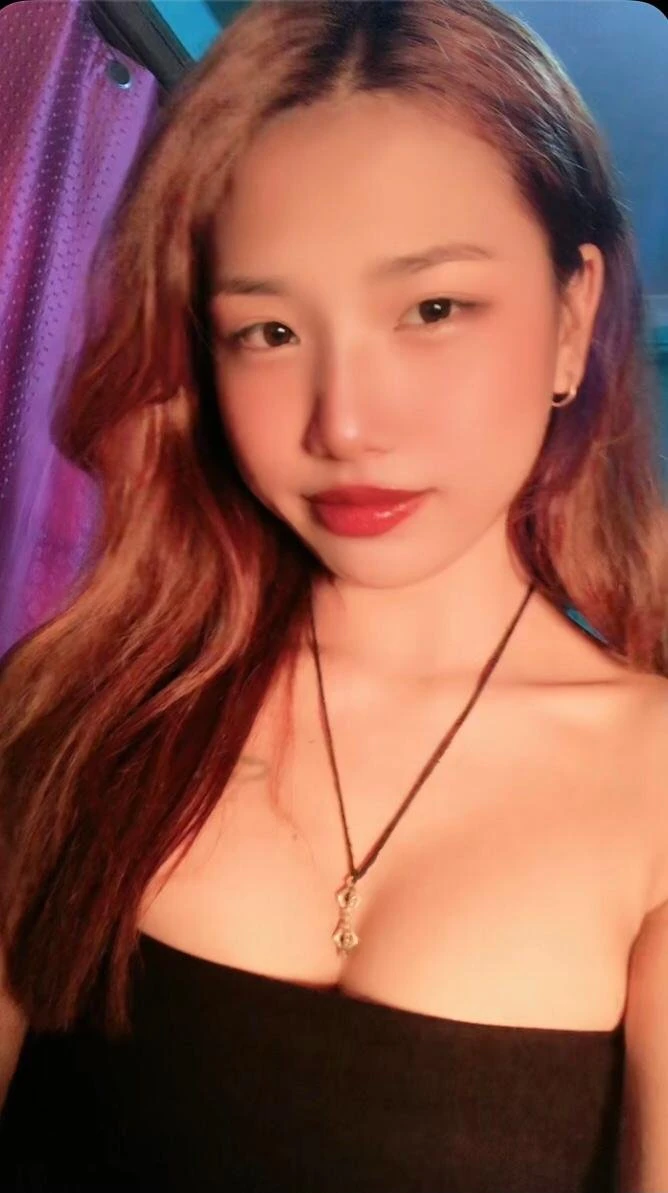 Annapurna – Nepalese escort in Pokhara — 2 / 3