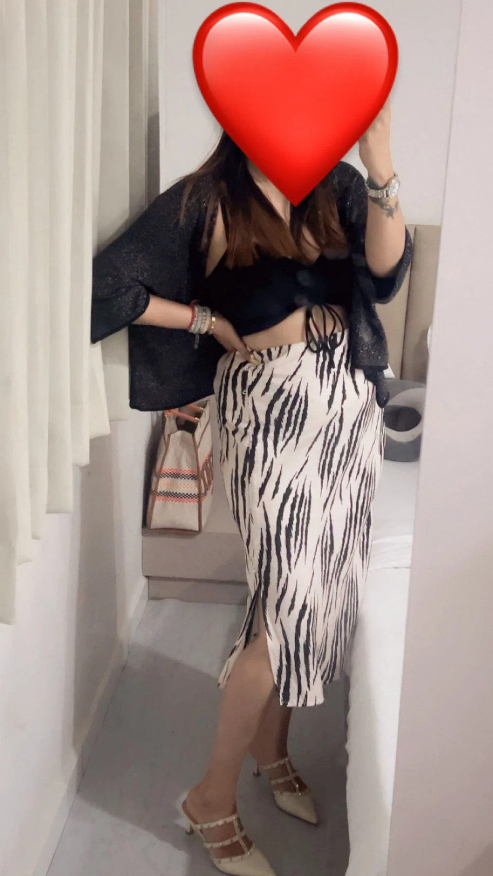 Saloni best service girl – Indian escort in Hyderabad — 8 / 12