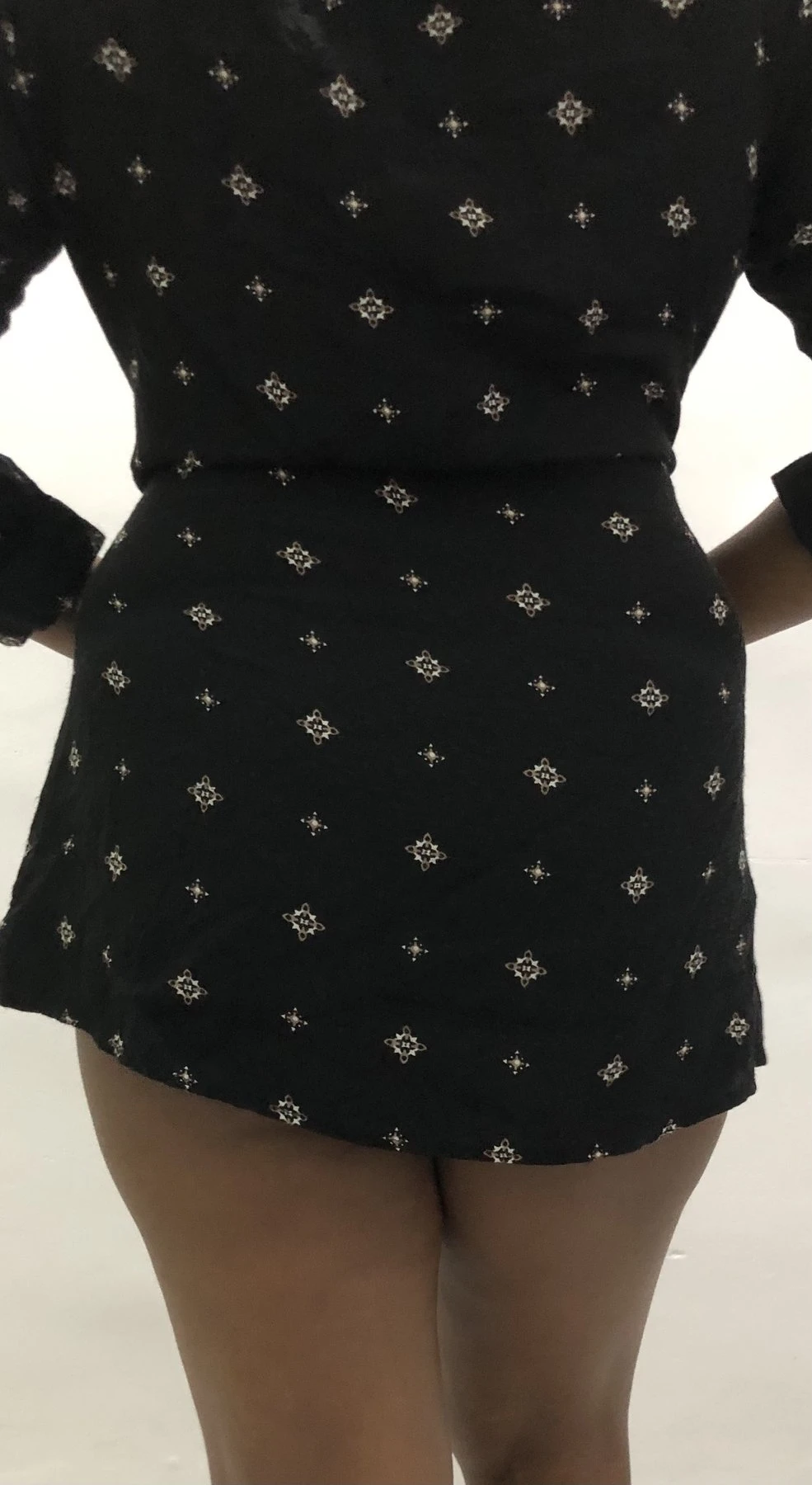 Mishi – Sri Lankan escort in Colombo — 2 / 4