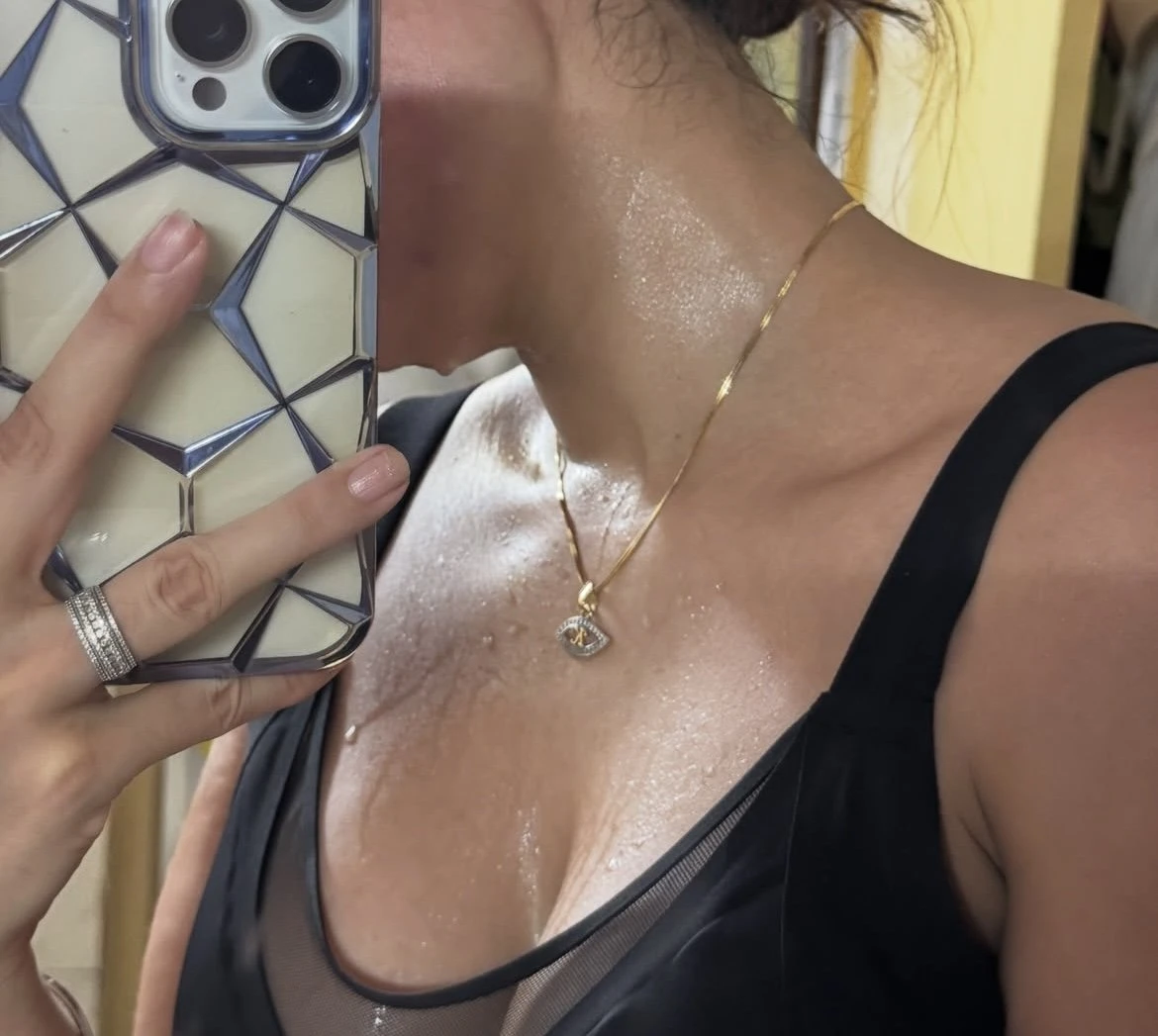 Noorain Malhotra – Indian escort in New Delhi — 4 / 9