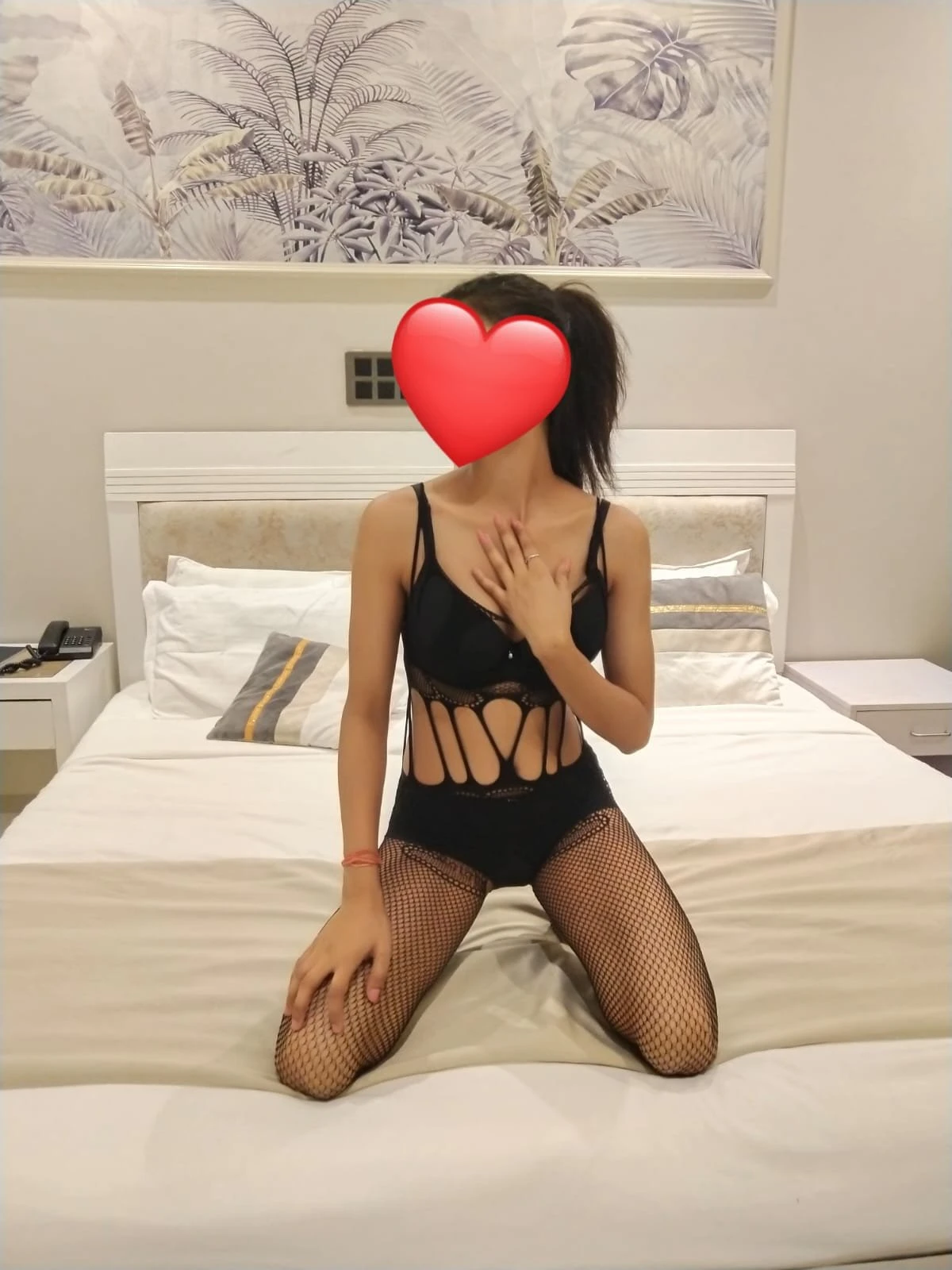 Jiya – Indian escort in New Delhi — 4 / 10