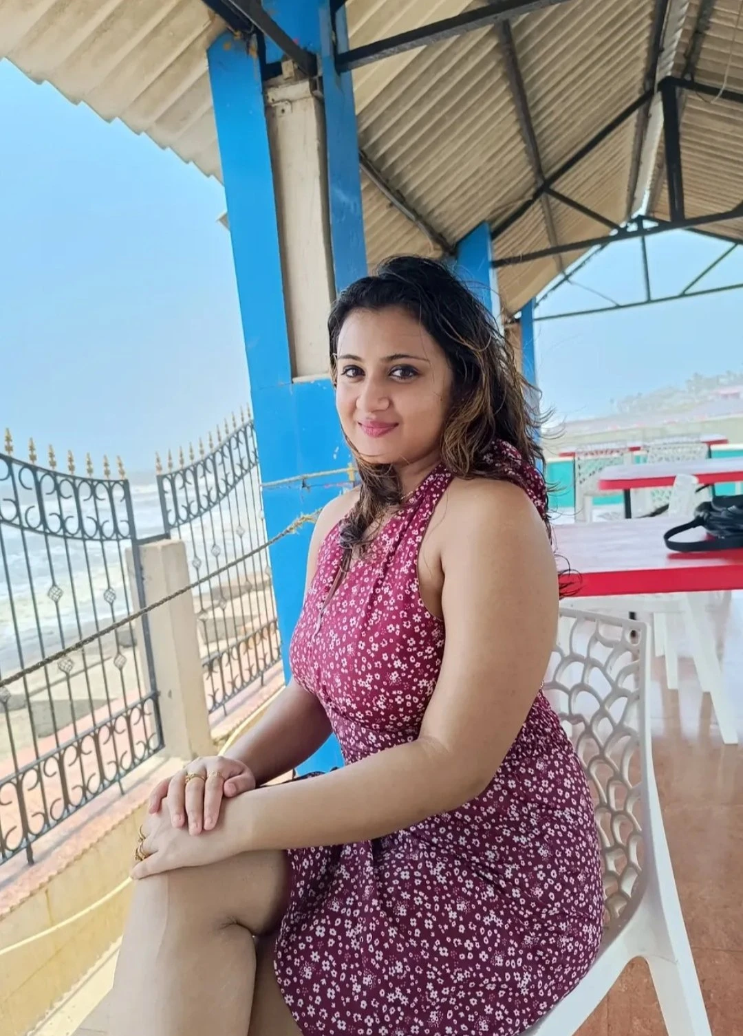 Nisha – Indian escort in Pondicherry — 3 / 5
