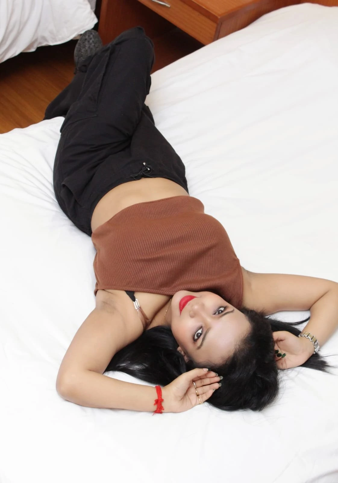 A am Deepti can session & real meet avai – Indian escort in Pune — 2 / 3