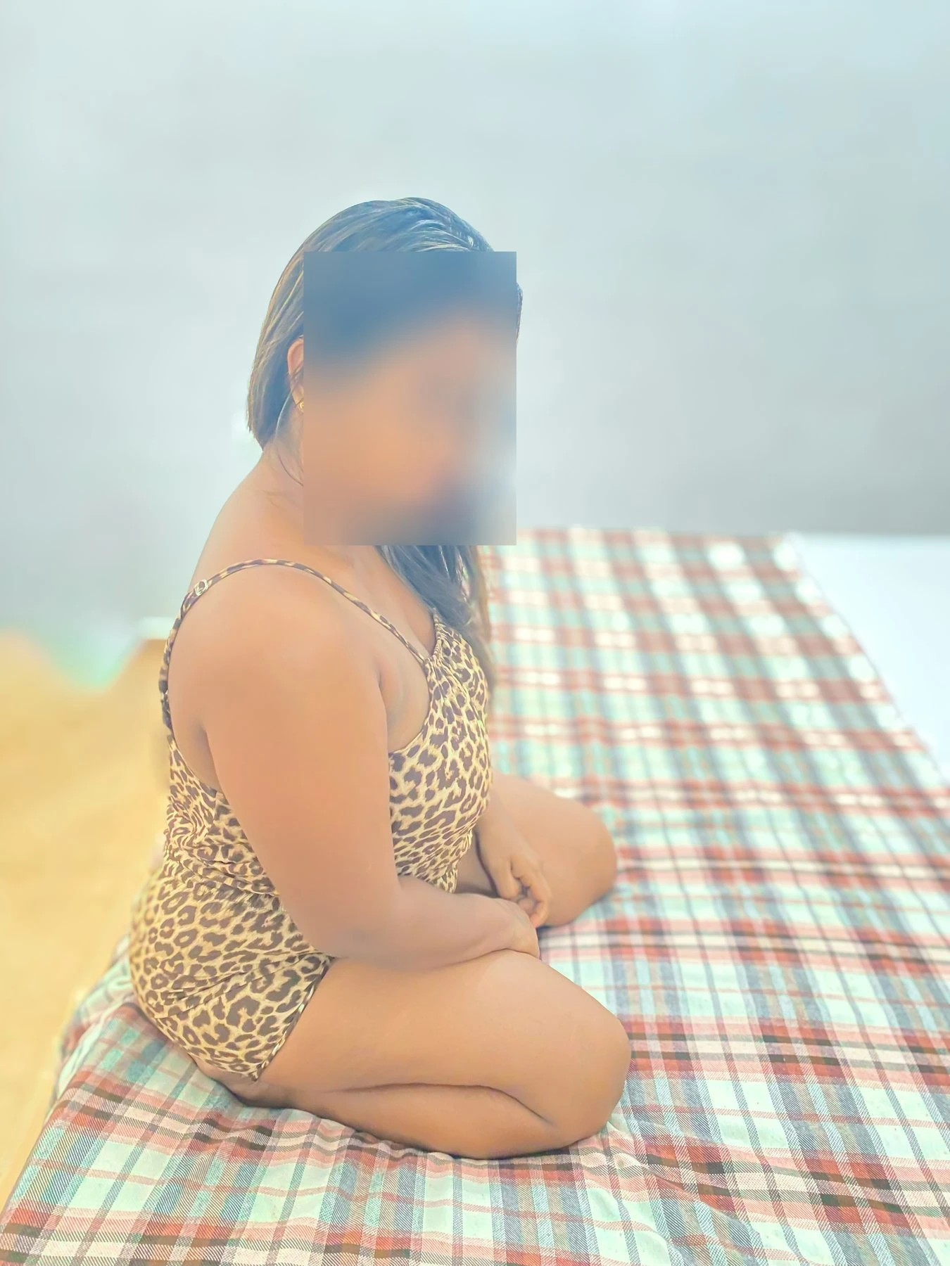 Mahesha Office Working Big Ass Girl – Sri Lankan escort in Colombo — 7 / 8