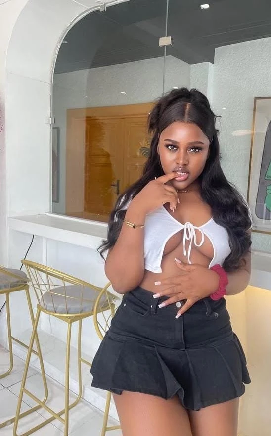 QUEEN, HOT SEX EXPERT – South African escort in Noida — 9 / 11