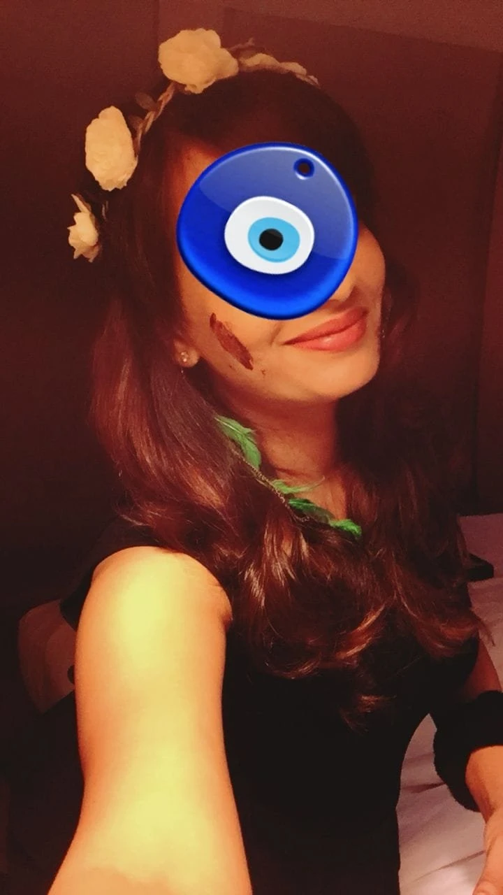 Sana – Indian escort in Mumbai — 4 / 9