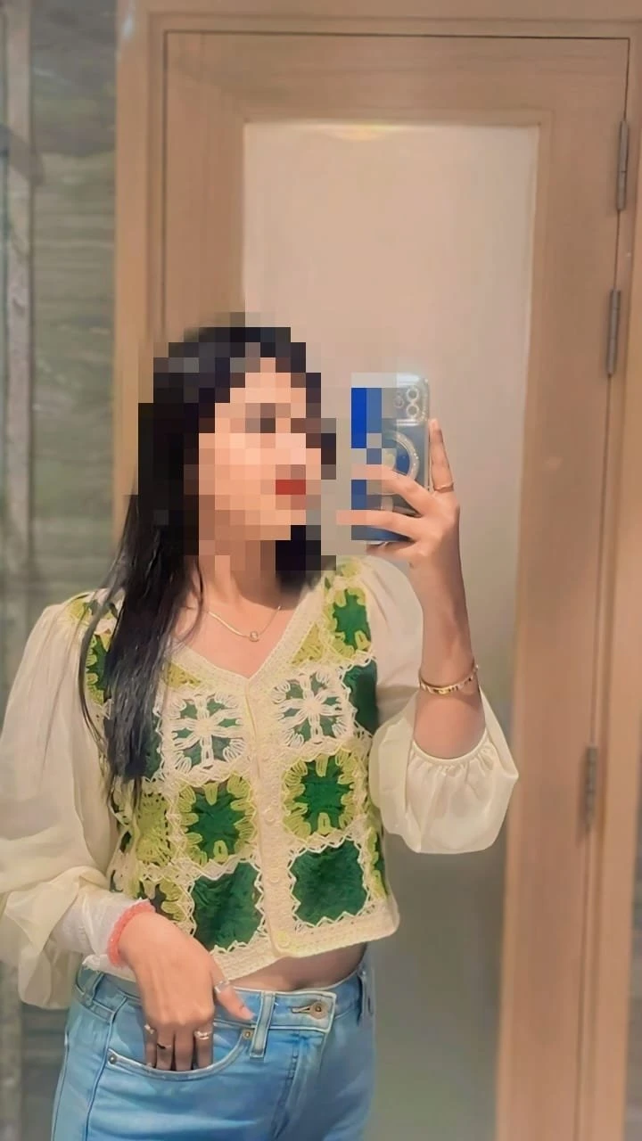 Sonam Only Real Meet Service – Indian escort in Mumbai — 2 / 4