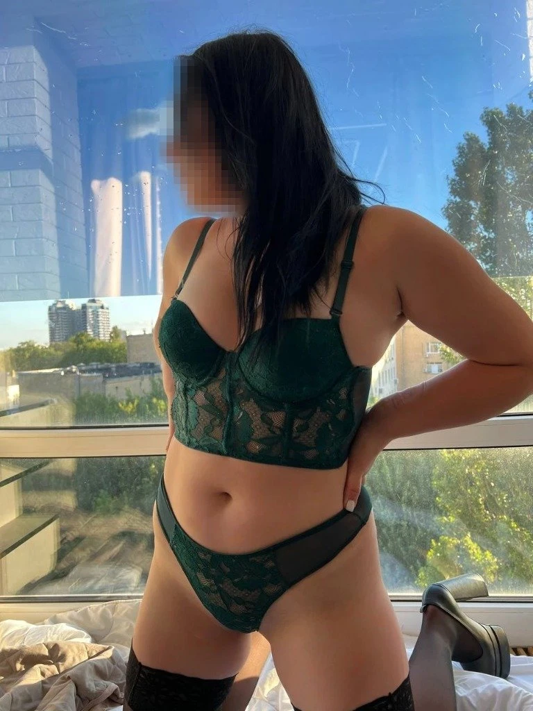 Элина – Ukrainian escort in Kiev — 10 / 11
