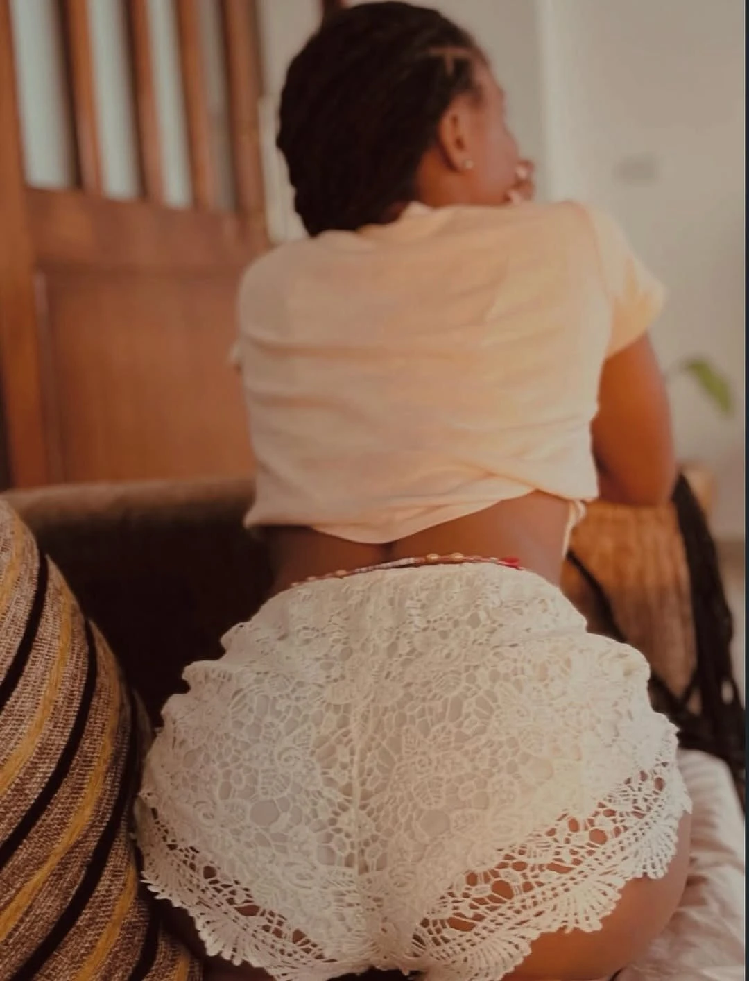 Amari – Beninese escort in N'Djamena — 1 / 7