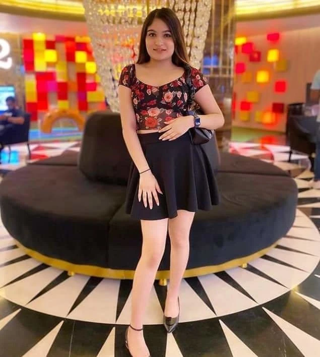 Delhi Escorts 5★star Luxury Hotels 24x7 – Indian escort in New Delhi — 1 / 2