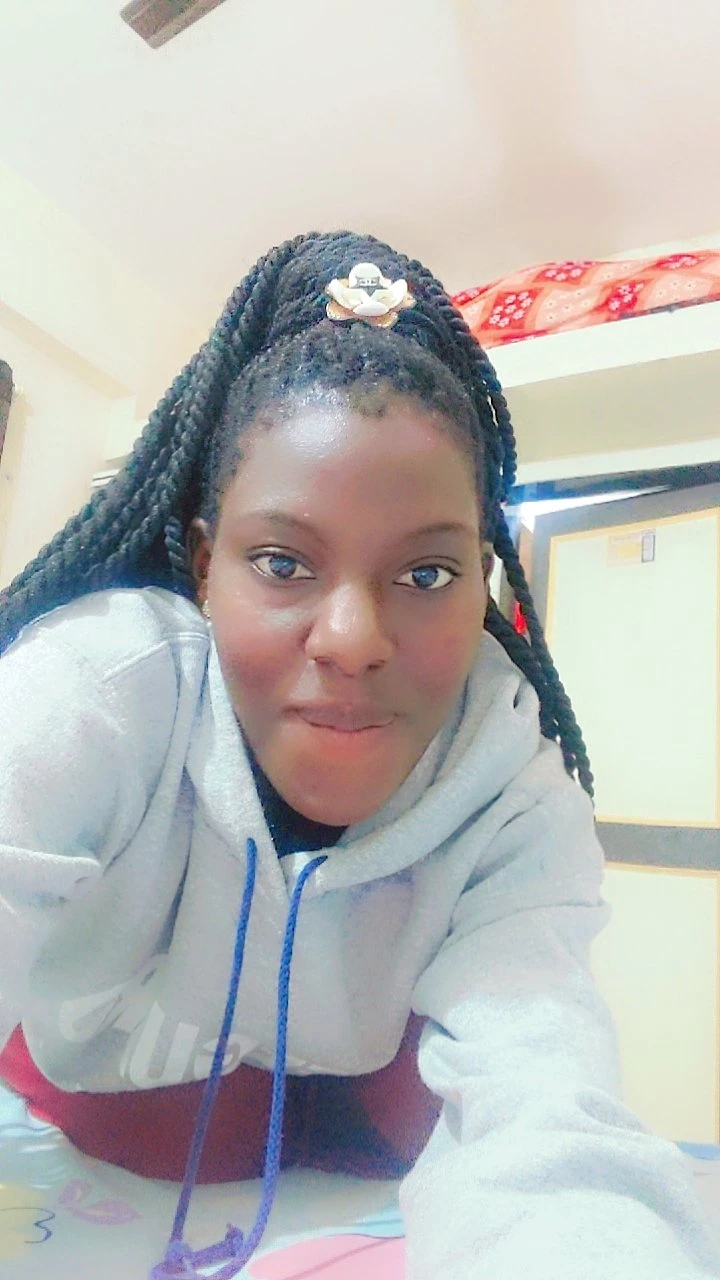 Bj Queen ,Squirting, and Gfe – Kenyan escort in Pune — 3 / 5