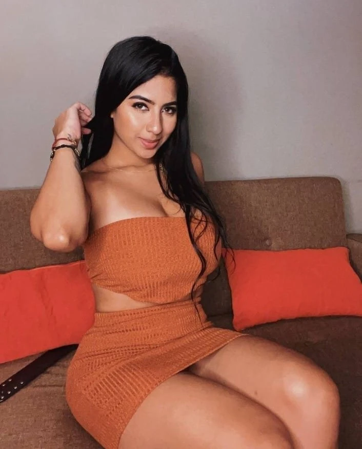 Giselle – Argentinean escort in Beirut — 4 / 8