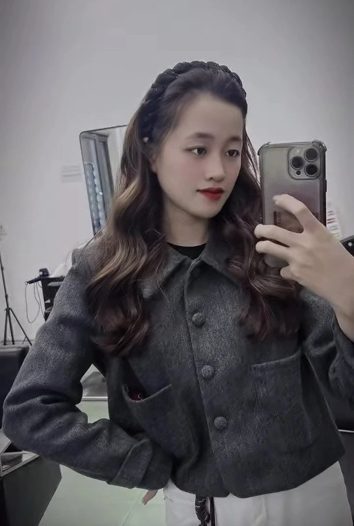 Sam – Vietnamese masseuse in Mumbai — 4 / 6