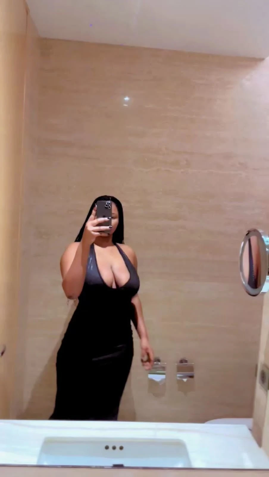 Katrina – Congolese escort in Pune — 4 / 7