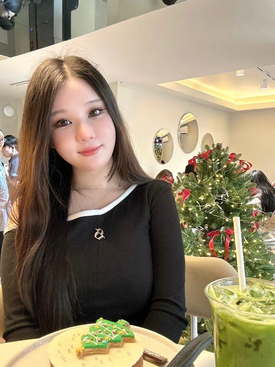 Dianna – Filipino escort in Ho Chi Minh City — 4 / 13