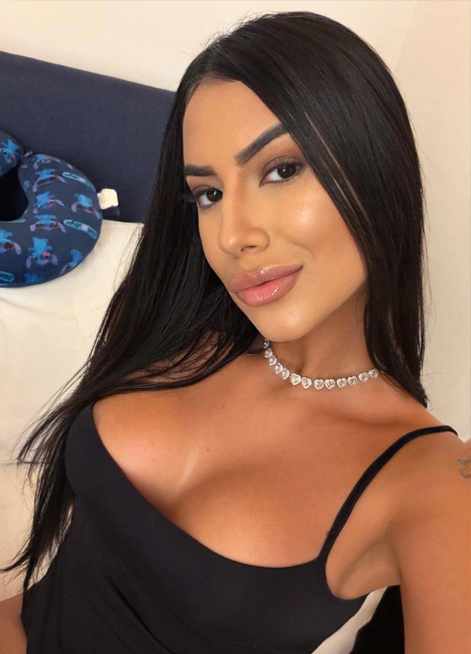 ️Zuzu Brazilia – Brazilian escort in Beirut — 2 / 13