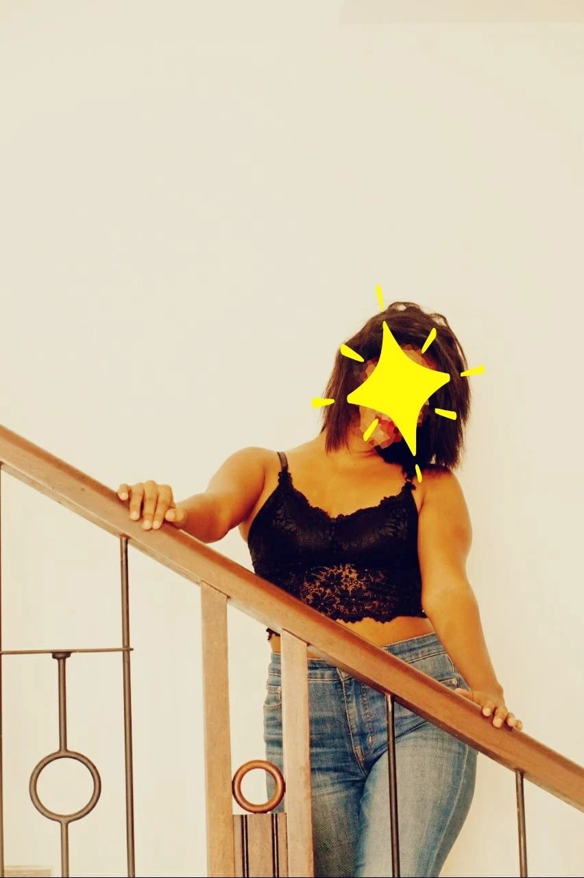 Shani Fernando – Sri Lankan escort in Colombo — 2 / 6
