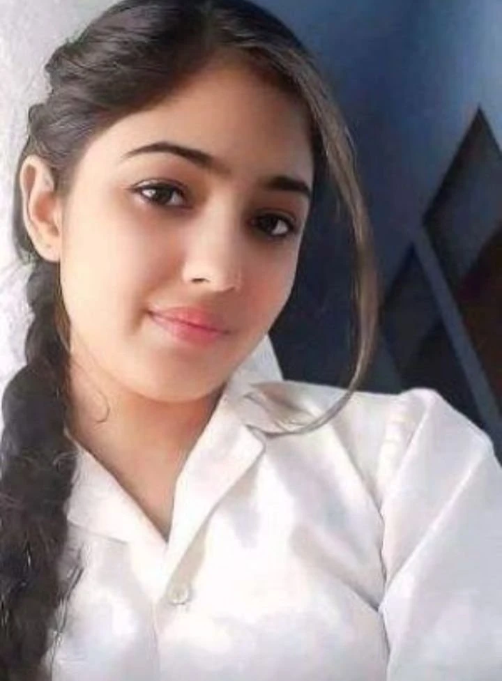 Khushi – Indian escort agency in Mumbai — 1 / 2