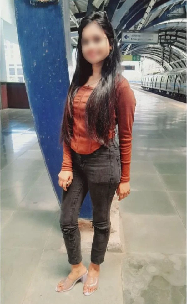 Naina College Girl – Indian escort in Pune — 2 / 5