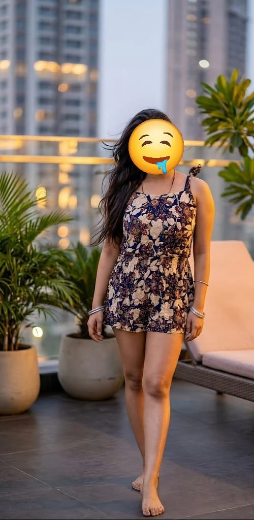 Shreya This Side – Indian escort in Noida — 4 / 6